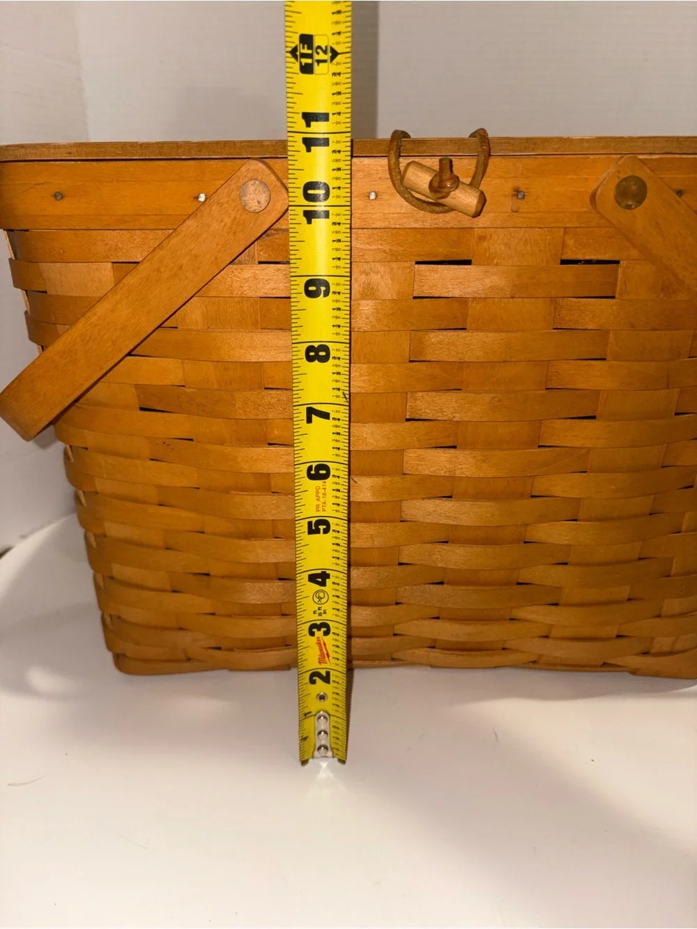 Longaberger 1999 Wooden Basket with Plastic Liner & Riser- Vintage 13x16.5